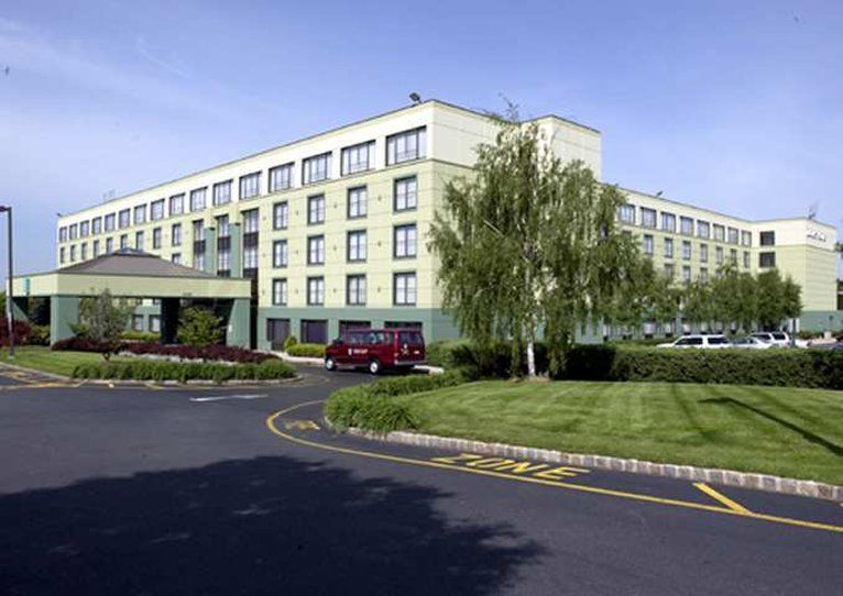 Embassy Suites By Hilton Piscataway Somerset Dış mekan fotoğraf